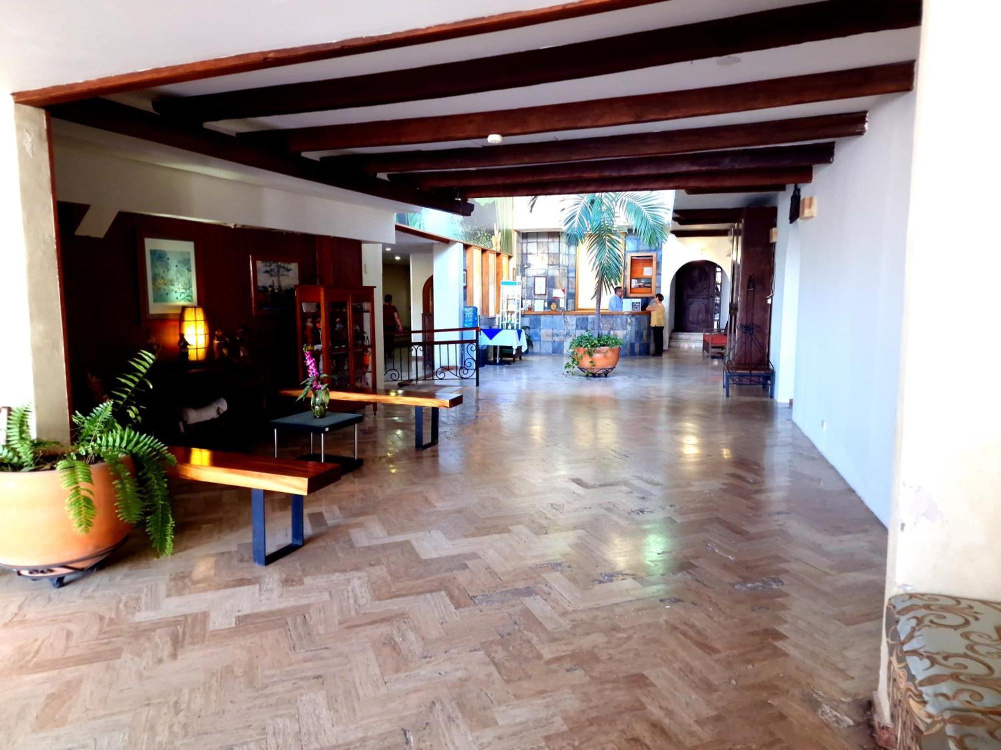 Hotel Plaza Independencia Вильяэрмоса Экстерьер фото